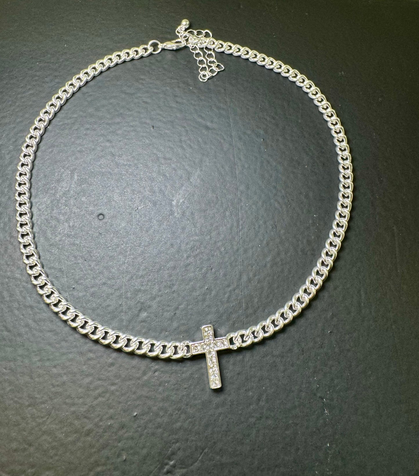 Don't Cross me choker